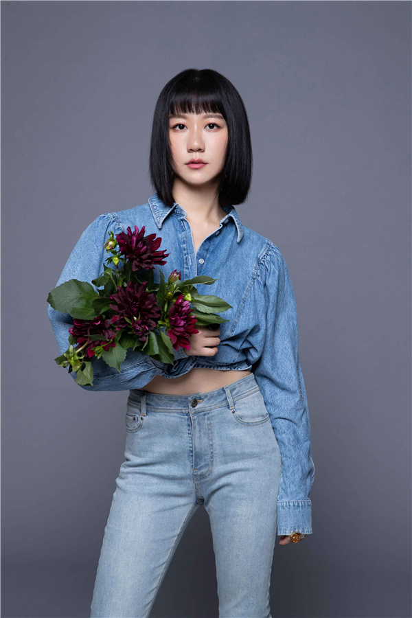 谢春花 (2).jpg
